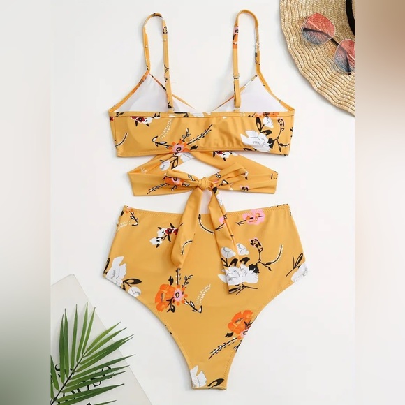 Last one 👙Women's Bikini Set - Criss Cross Bra + High Waisted , 2pc Beachwear - Picture 7 of 15